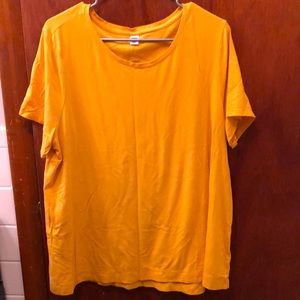 Yellow old navy Tshirts